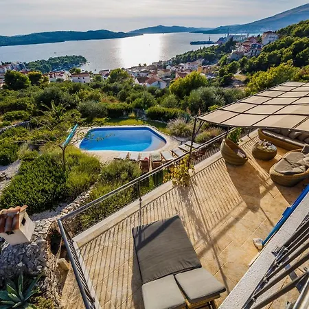 Amarina Trogir