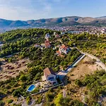 Amarina * Traù