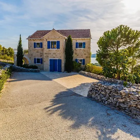 Amarina Villa